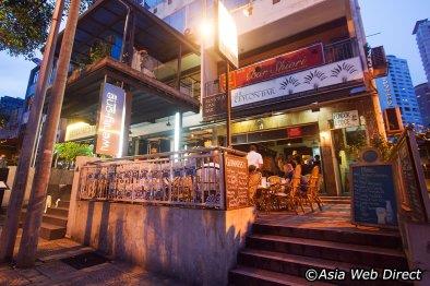 Immerse Themselves In - Bars In Changkat Bukit Bintang
