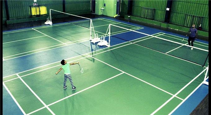 Game - Air-conditioned Indoor Badminton Courts Doubles