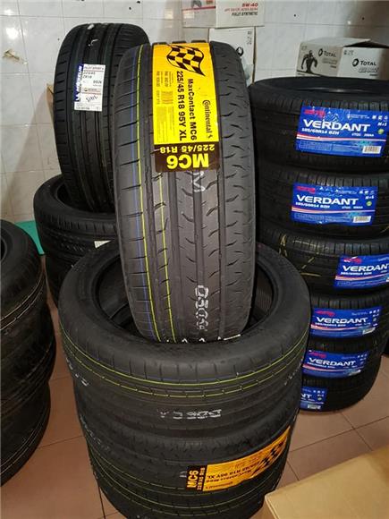Performance Tyre Continental Contisportcontact