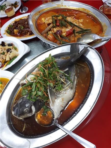 Fish Restaurant - Golden Steam Fish Restaurant Seri