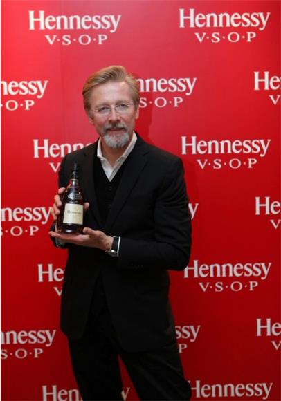 The New Bottle - Hennessy V.s.o.p
