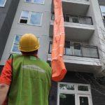 Construction Debris Chute - Use High Strength Nylon Strap