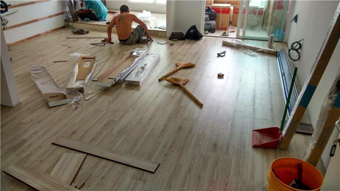 High Quality Flooring - Laminate Floor Board