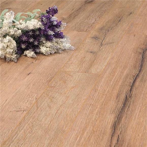 Water Resistant - Laminate Wood Flooring