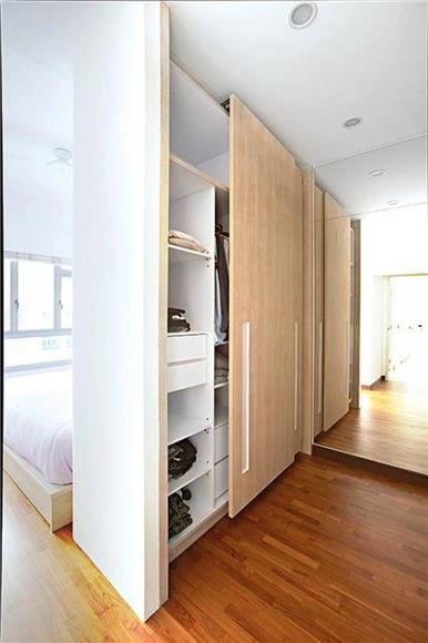 Mirror - Walk-in Wardrobe Ideas Small Bedrooms