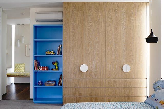 Display Shelf - Plenty Room