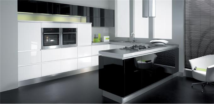 Located In Petaling Jaya - Kitchen Cabinet Company Supplies Kitchen