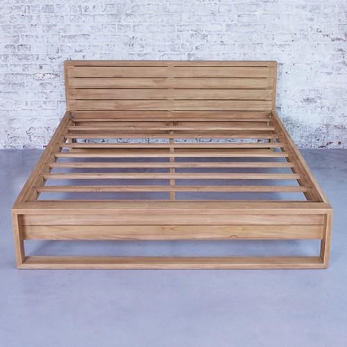 Beds - Teak Wood Surfaces Brings Tranquility