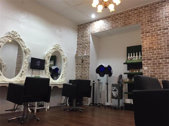 Team Professional Hairstylists - Providing Excellent Quality Services