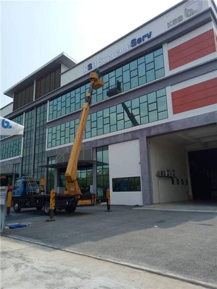 Lee Skylift Rental Crane Rental Services Kl Selangor - Supplying Lifting Solutions Broad Range