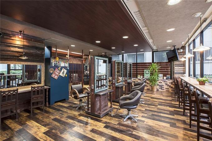 Leading Hair Salon - Outstanding Customer Service