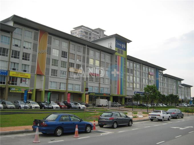 Building In Kota Damansara - Strand Garden Office