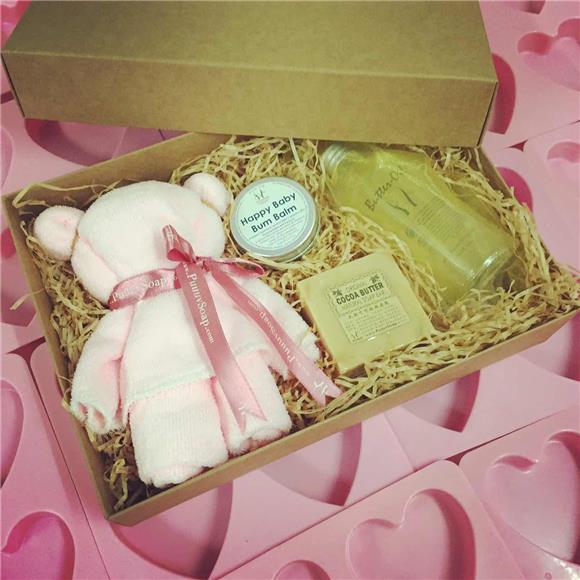 Favourite - Baby Full Moon Gift Pack