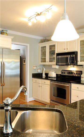 Custom Cabinets - Provide Custom Cabinet Solution Exceeds