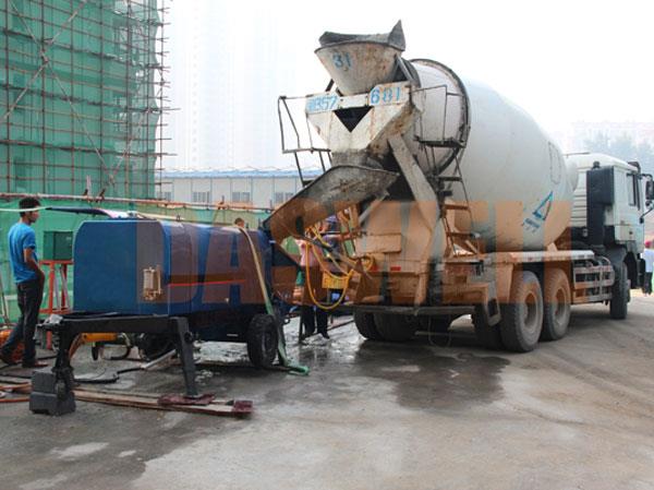 You Don't Have Worry The - Trailer Mounted Concrete Pump