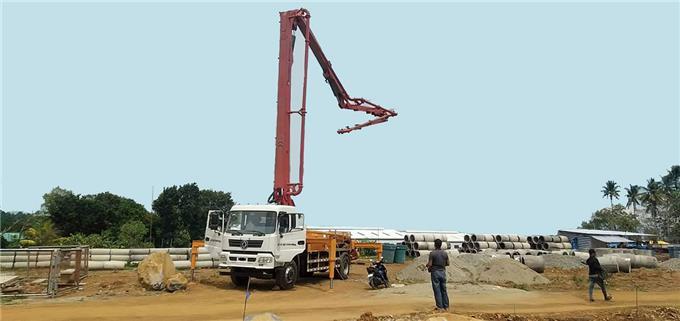 Committed Providing Customers With - Concrete Boom Pump Truck